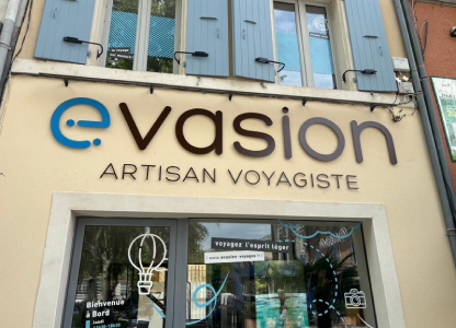 Image agence Evasion Artisan Voyagiste - TOURNON-SUR-RHONE