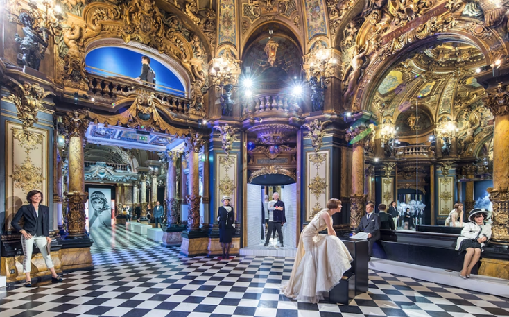  - Escapade Parisienne