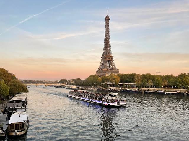  - Château de Versailles et Paris ou Salon de l'Agriculture